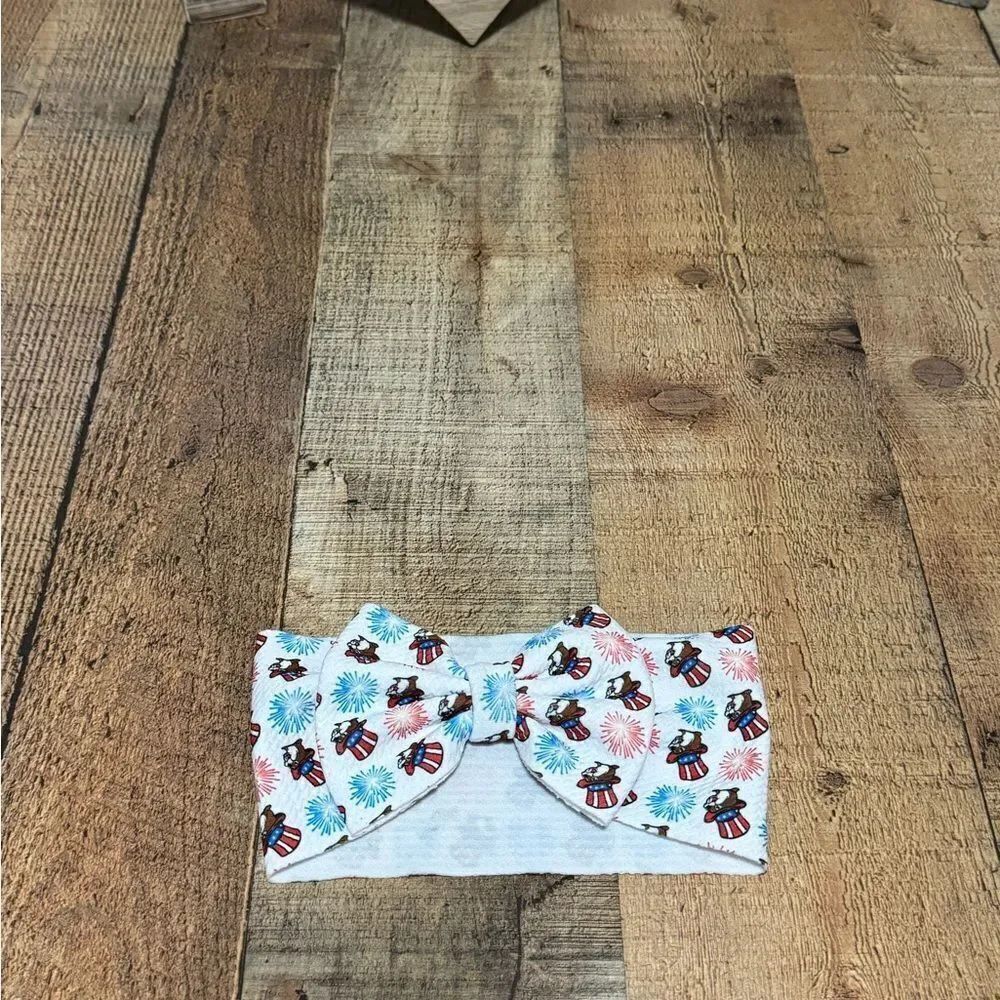 Buc-ee’s patriotic fireworks headband bow bucees